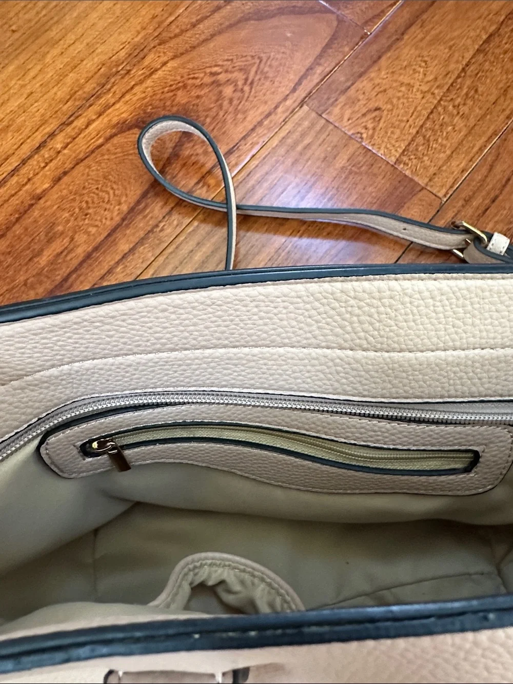Leather Satchel Purse - Picture 9 of 12